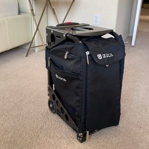 Zuca pro artist case